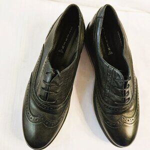 Madden Girl by Steve Madden Black Platform Wingtip Oxfords Academia Size 9/40